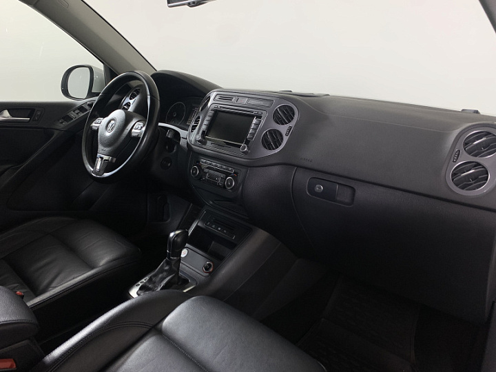 Volkswagen Tiguan 2, 2013 года, Автоматическая, Не определен