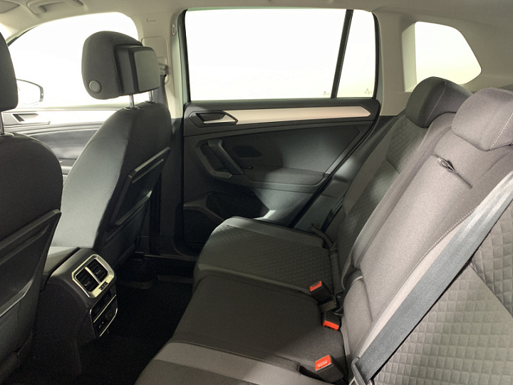 VOLKSWAGEN Tiguan 1.4, 2020 года, Робот, СЕРЫЙ