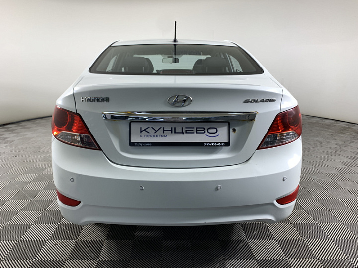 HYUNDAI Solaris 1.6, 2011 года, Автоматическая, БЕЛЫЙ