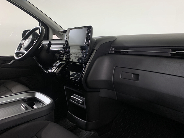 HYUNDAI Staria 2.2, 2021 года, Автоматическая, ЧЕРНЫЙ
