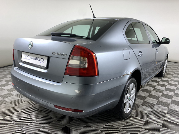 Skoda Octavia 1.8, 2013 года, Робот, Серый