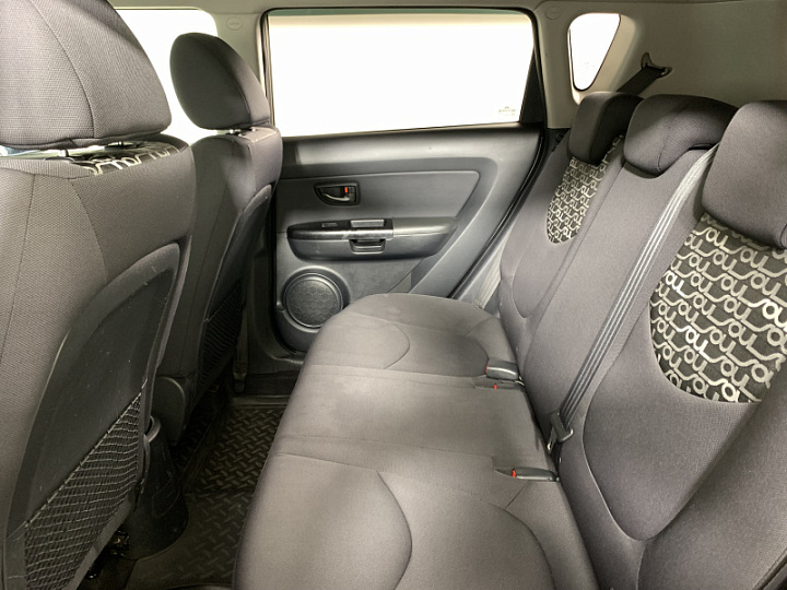KIA Soul 1.6, 2010 года, Автоматическая, Серый