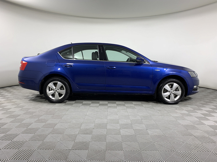 SKODA Octavia 1.8, 2020 года, Робот, Бронзовый