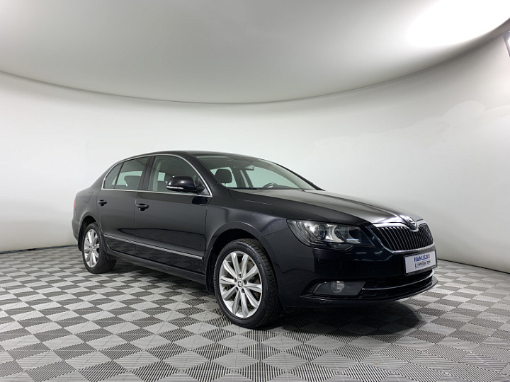 SKODA Superb 1.8, 2015 года, Робот, ЧЕРНЫЙ