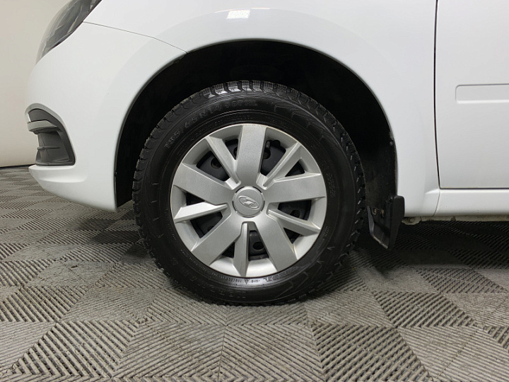 Lada Granta 1.6, 2023 года, Механика, БЕЛЫЙ