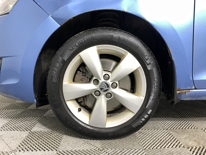 SKODA Rapid 1.4, 2014 года, Робот, СИНИЙ