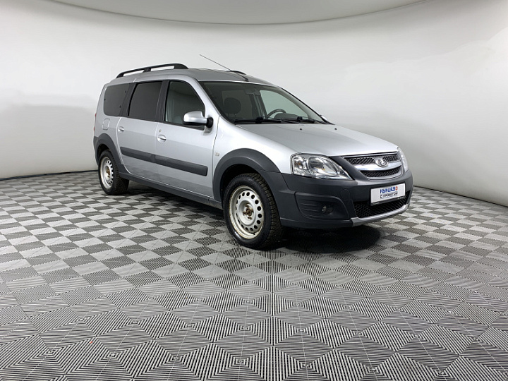 Lada Largus 1.6, 2019 года, Механика, Серебристый
