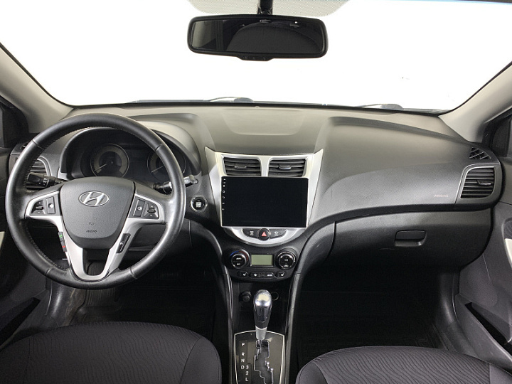 HYUNDAI Solaris 1.6, 2012 года, Автоматическая, СЕРЫЙ