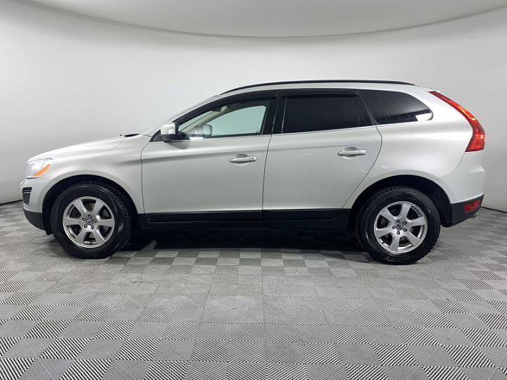 VOLVO XC60 2, 2010 года, Робот, Серебристо-желтый