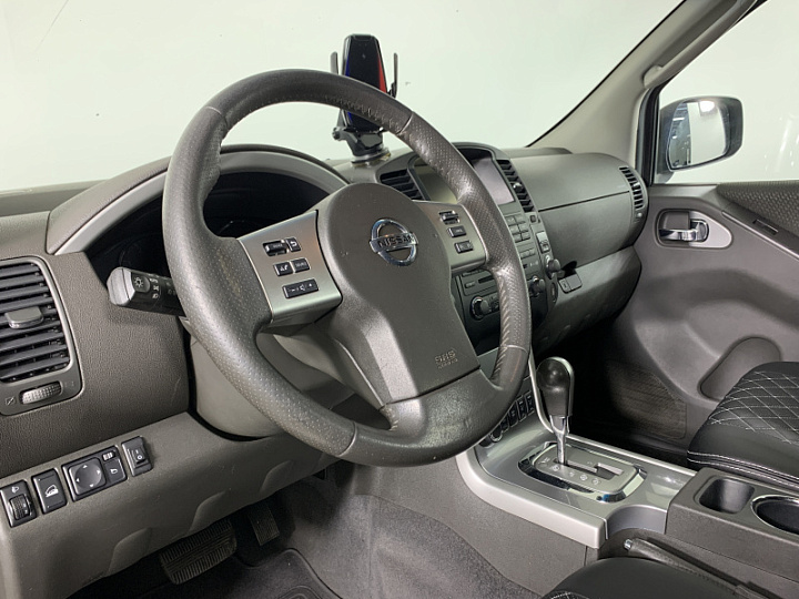 NISSAN Pathfinder 2.5, 2013 года, Автоматическая, БЕЛЫЙ