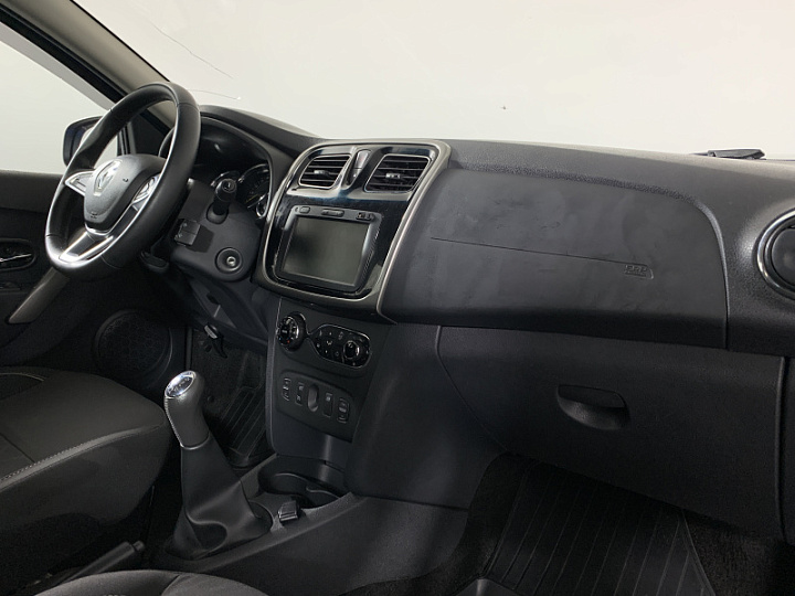 RENAULT Sandero 1.6, 2019 года, Механика, Светло-синий