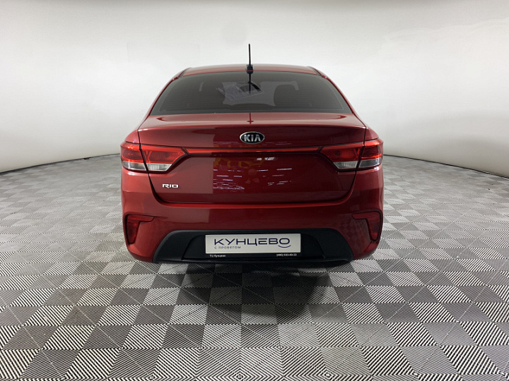 KIA Rio 1.6, 2017 года, Автоматическая, Красный