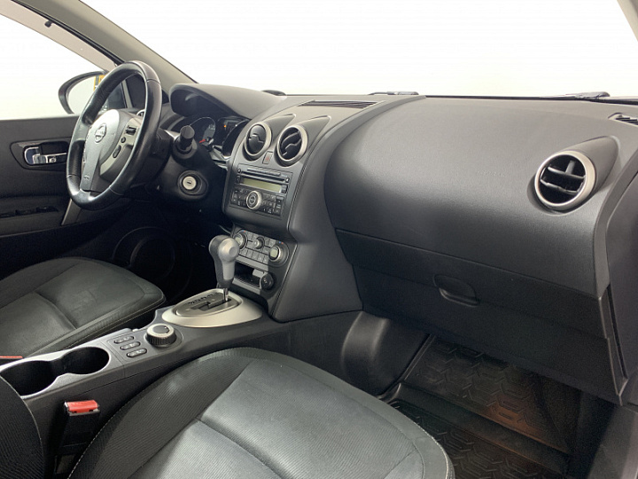 NISSAN Qashqai 2, 2010 года, Вариатор, КРАСНЫЙ