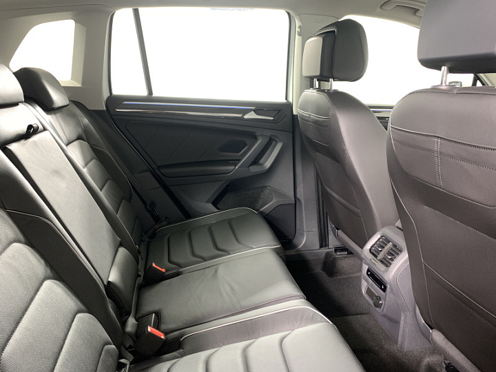 VOLKSWAGEN Tiguan 2, 2022 года, Робот, БЕЛЫЙ