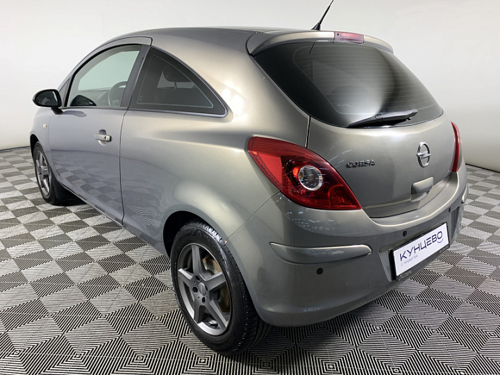 Opel Corsa 1.4, 2013 года, Автоматическая, Бежевый