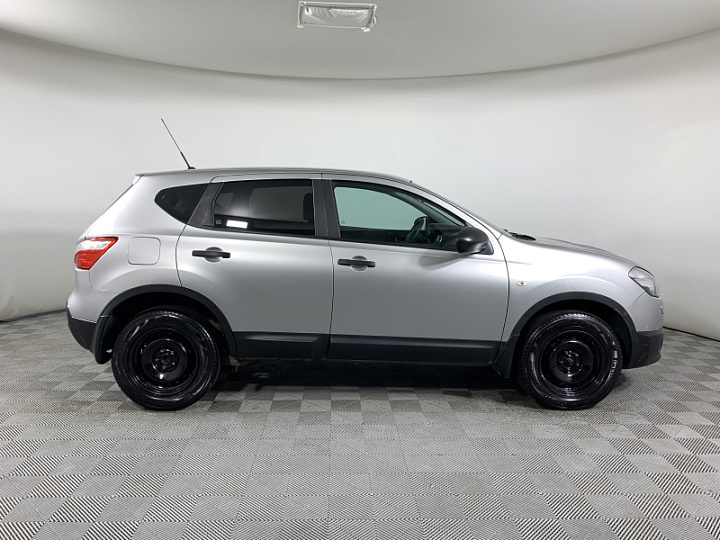 NISSAN Qashqai 1.6, 2013 года, Вариатор, Серебристый