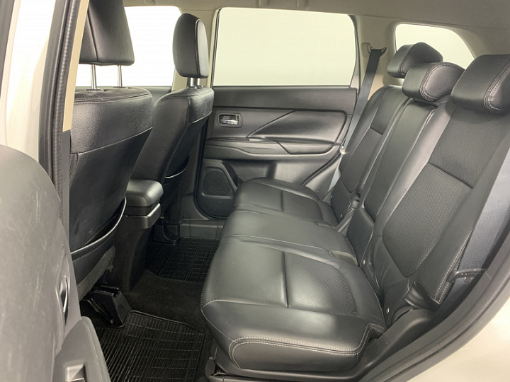 MITSUBISHI Outlander 2, 2013 года, Вариатор, БЕЛЫЙ
