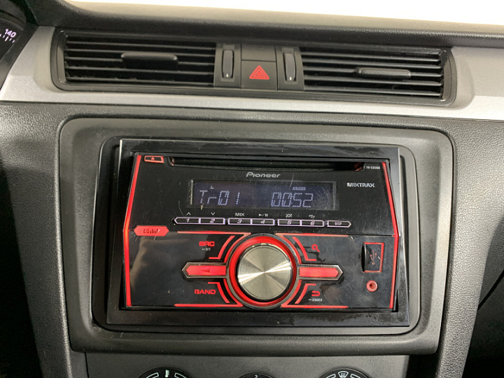 SKODA Rapid 1.2, 2014 года, Механика, ЧЕРНЫЙ