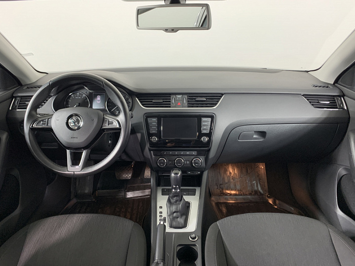 SKODA Octavia 1.4, 2016 года, Робот, ТЕМНО-СЕРЫЙ