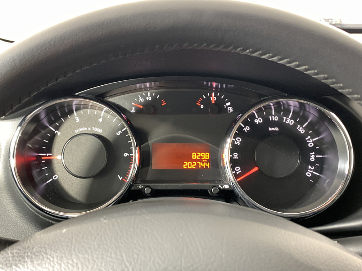 PEUGEOT 3008 1.6, 2011 года, Механика, КОРИЧНЕВЫЙ