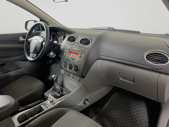 Ford Focus 1.6, 2008 года, Механика, ЧЕРНЫЙ