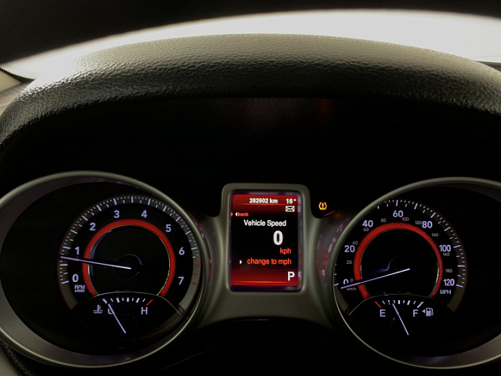 DODGE Journey 2.4, 2012 года, Автоматическая, ОРАНЖЕВЫЙ