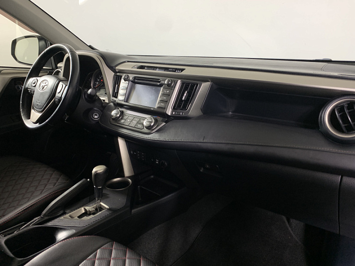 TOYOTA RAV4 2, 2014 года, Вариатор, ЧЕРНЫЙ