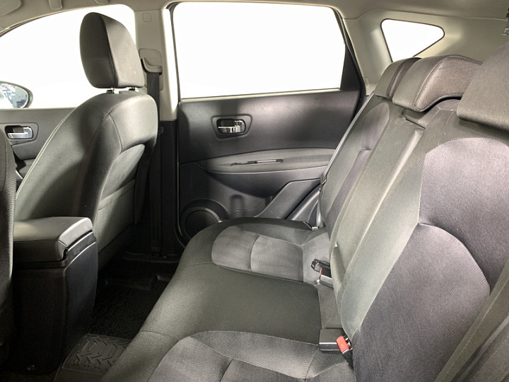 NISSAN Qashqai 1.6, 2013 года, Вариатор, Серебристый