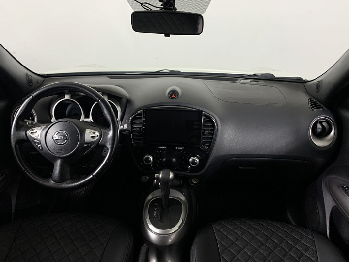 NISSAN Juke 1.6, 2014 года, Вариатор, БЕЛЫЙ