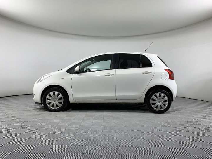 TOYOTA Yaris 1.3, 2008 года, Робот, БЕЛЫЙ