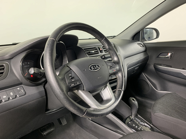 KIA Rio 1.6, 2012 года, Автоматическая, БЕЖЕВЫЙ