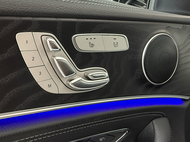 Mercedes-Benz E-Класс 2, 2018 года, Автоматическая, ЧЕРНЫЙ