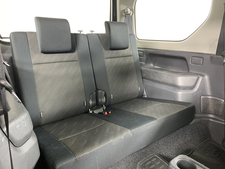 SUZUKI Jimny 1.3, 2013 года, Механика, ЧЕРНЫЙ