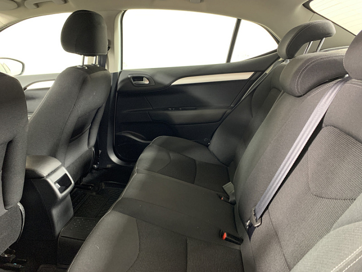 CITROEN C4 1.6, 2015 года, Автоматическая, БЕЛЫЙ