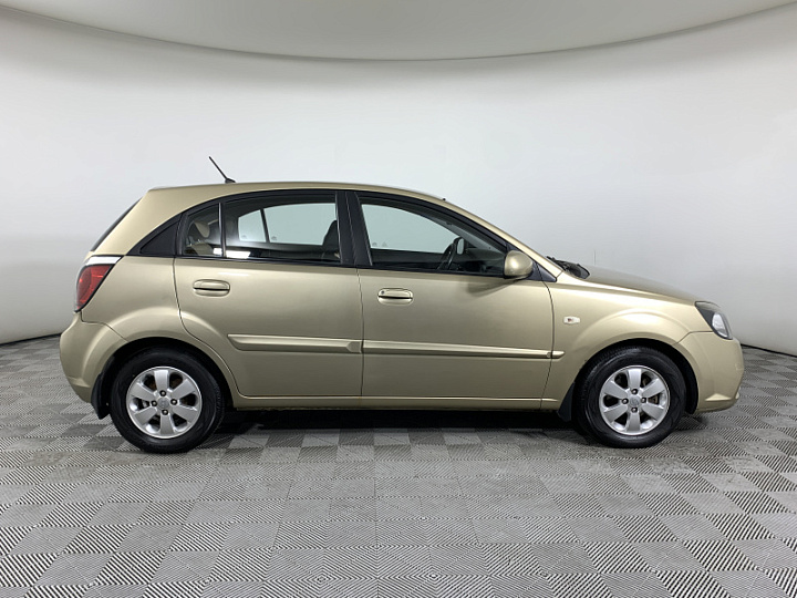 KIA Rio 1.4, 2011 года, Автоматическая, БЕЖЕВЫЙ