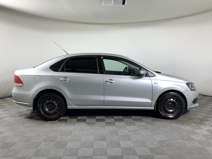 Volkswagen Polo 1.6, 2011 года, Автоматическая, Серебристый