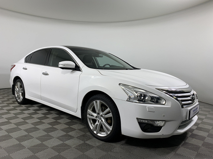 NISSAN Teana 2.5, 2015 года, Вариатор, БЕЛЫЙ