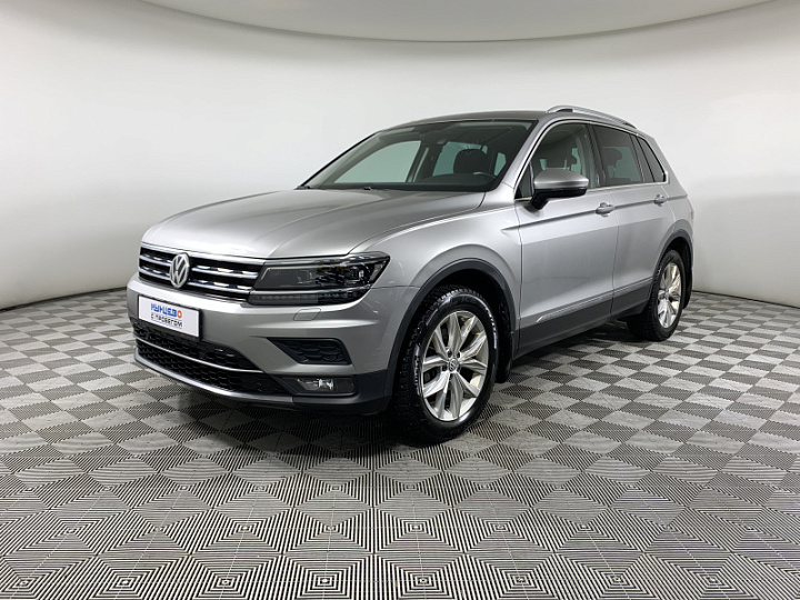 VOLKSWAGEN Tiguan 1.4, 2018 года, Робот, Серебристый