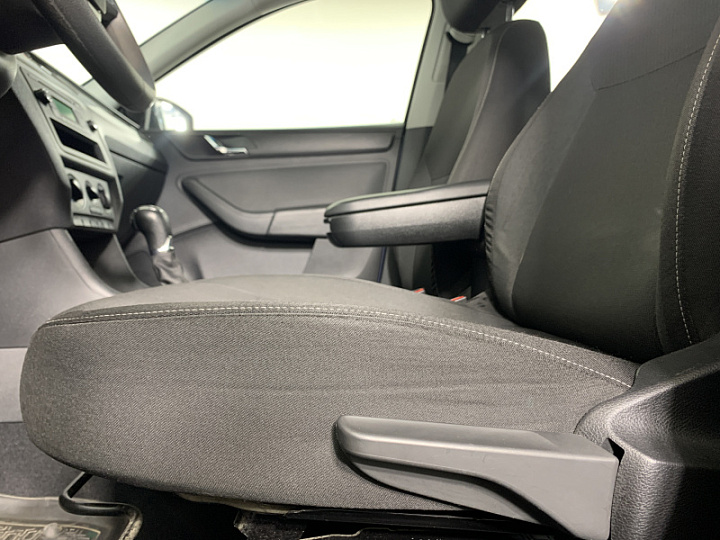 SKODA Rapid 1.6, 2014 года, Автоматическая, ТЕМНО-СИНИЙ