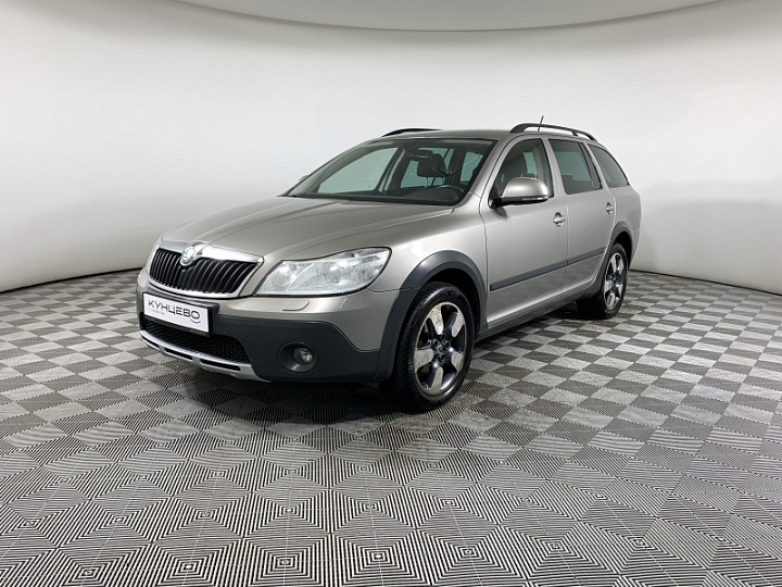 SKODA Octavia 1.8, 2012 года, Механика, БЕЖЕВЫЙ