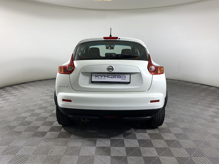 NISSAN Juke 1.6, 2012 года, Вариатор, БЕЛЫЙ