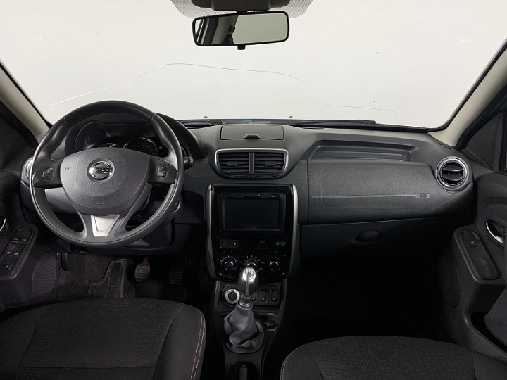 NISSAN Terrano 2, 2018 года, Механика, Серебристый