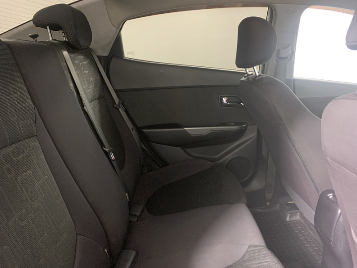 KIA Rio 1.6, 2014 года, Автоматическая, БЕЛЫЙ