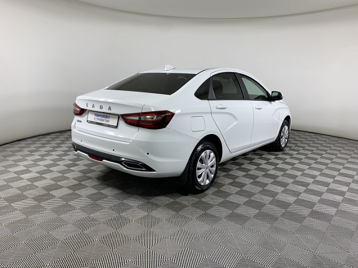 Lada Vesta 1.6, 2023 года, Механика, БЕЛЫЙ