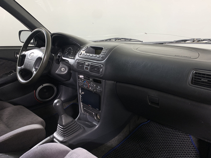 TOYOTA Corolla 1.6, 2000 года, Механика, ЧЕРНЫЙ