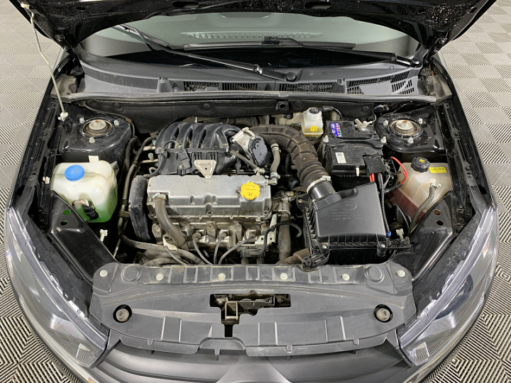 Lada Granta 1.6, 2023 года, Механика, ЧЕРНЫЙ