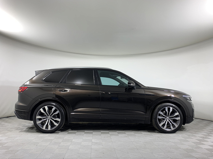 VOLKSWAGEN Touareg 3, 2019 года, Автоматическая, КОРИЧНЕВЫЙ