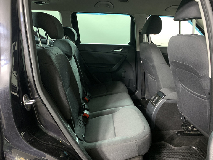 Skoda Yeti 1.2, 2012 года, Робот, Черный