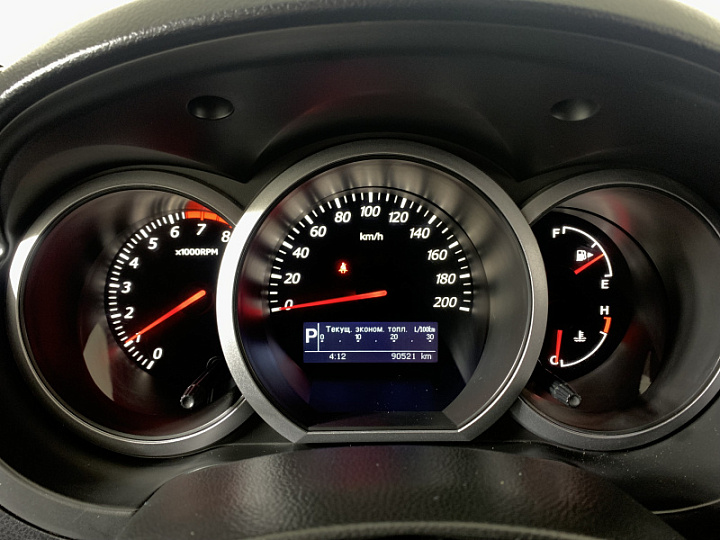 Suzuki Grand Vitara 2, 2014 года, Автоматическая, Серебристый