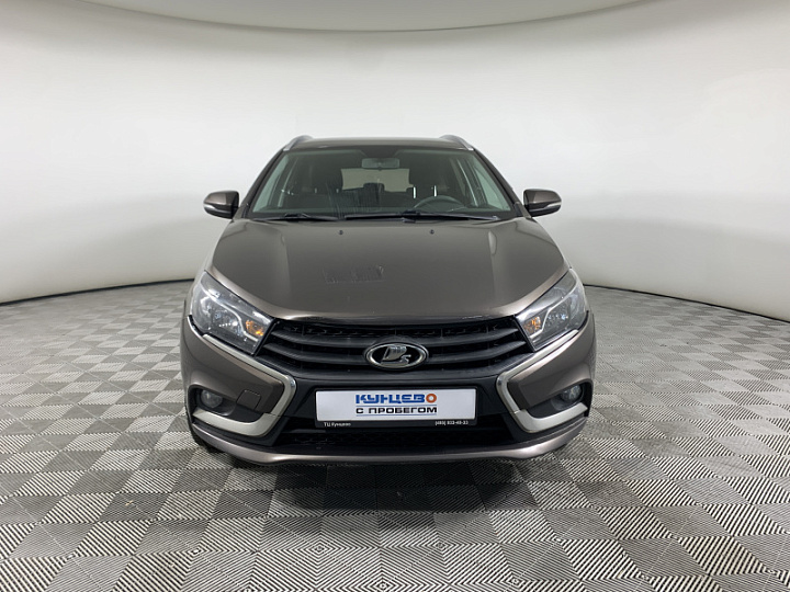 Lada Vesta 1.8, 2018 года, Механика, КОРИЧНЕВЫЙ
